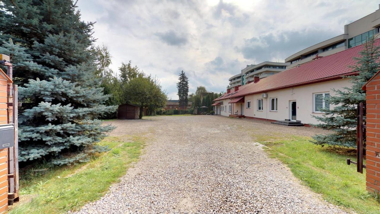 Noclegi Czarna Perla Cracovia Exterior foto